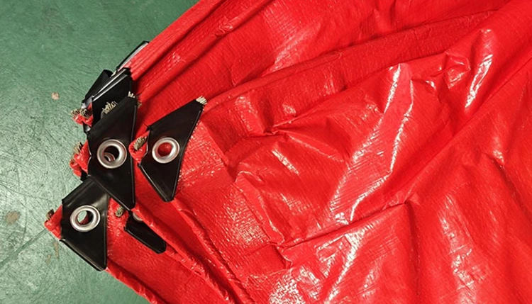 PE Tarpaulins: надежное решение для жилья и хранения воды в Африке
