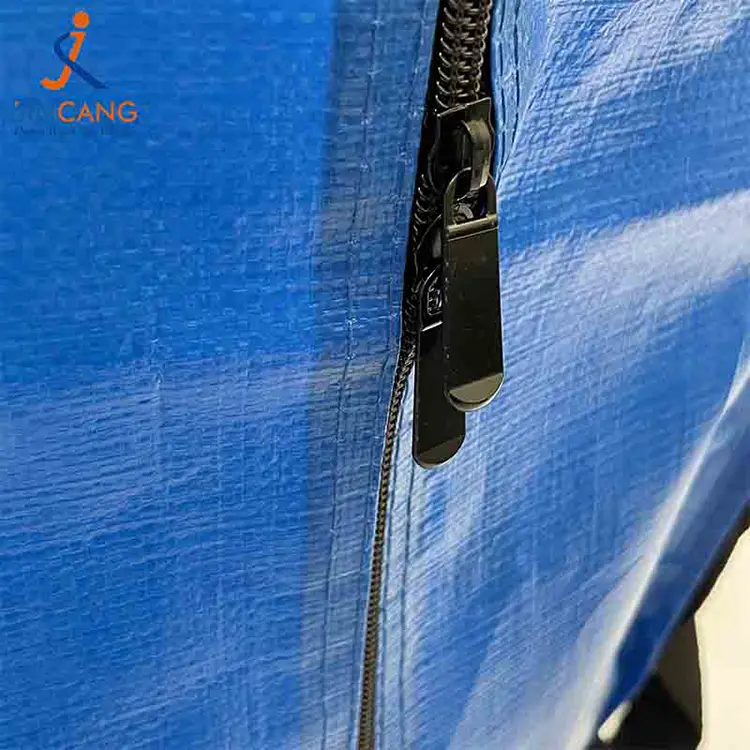 Очень большие движущиеся сумки